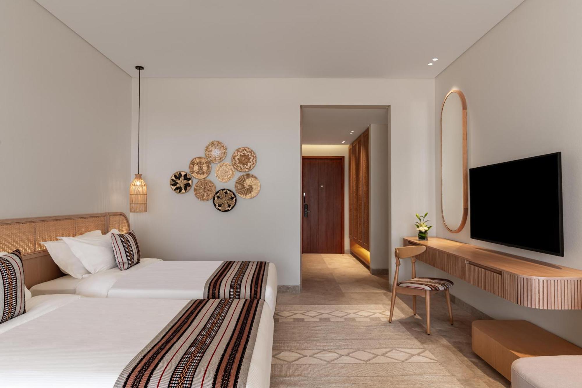 The Club By Fanar Hotel Salalah Bagian luar foto